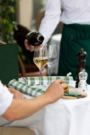 Brasserie Genève, Café Restaurant Odéon, votre Brasserie la plus parisienne de Genève !